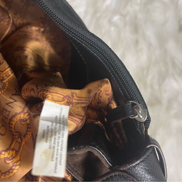 Tignanello leather suede black shoulder bag extended brown suede side zipper. - Picture 14 of 14